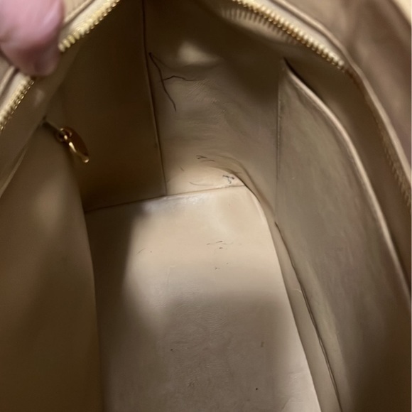 Chanel Lambskin Medallion Beige Tote Gold Hardware with ENTRUPY Good used cond - Picture 12 of 12
